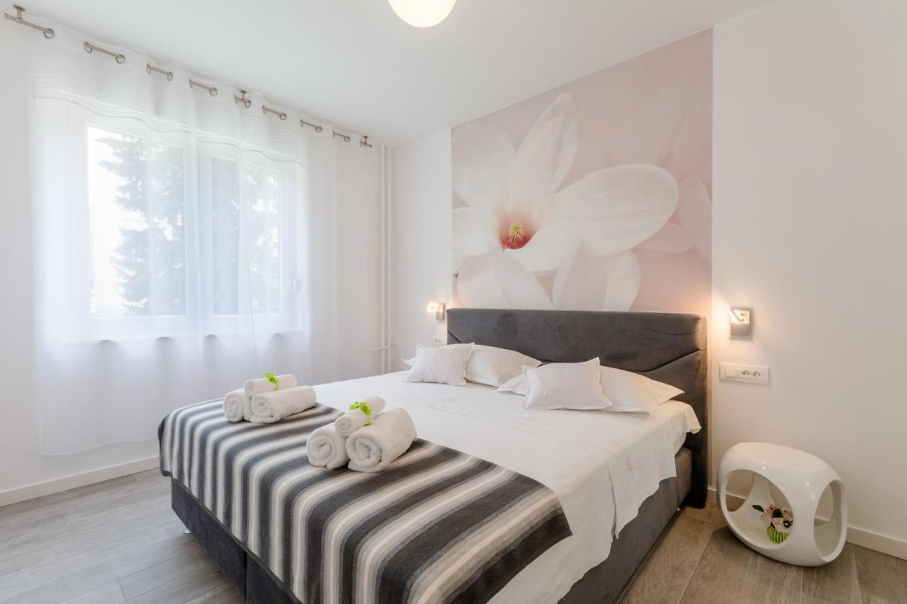 Apartments Niro Split Bagian luar foto