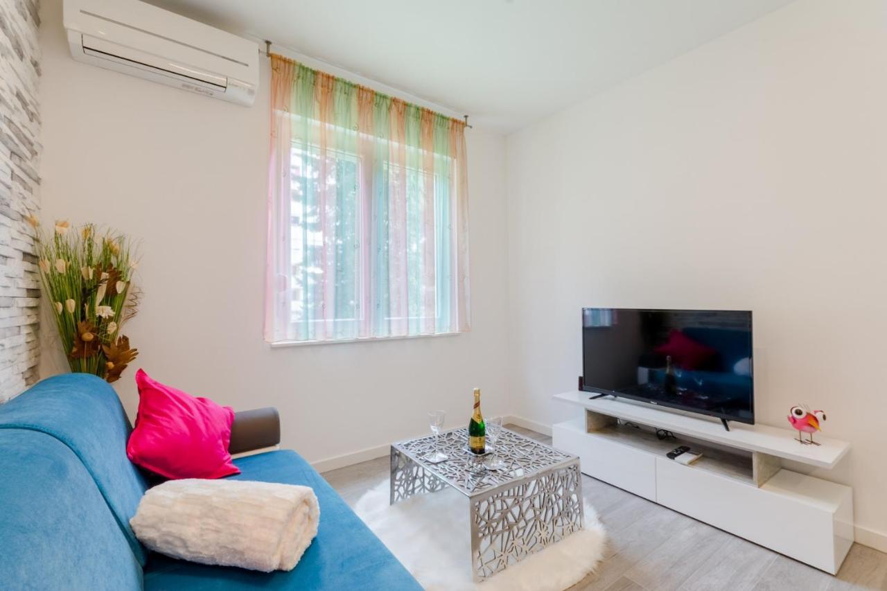 Apartments Niro Split Bagian luar foto
